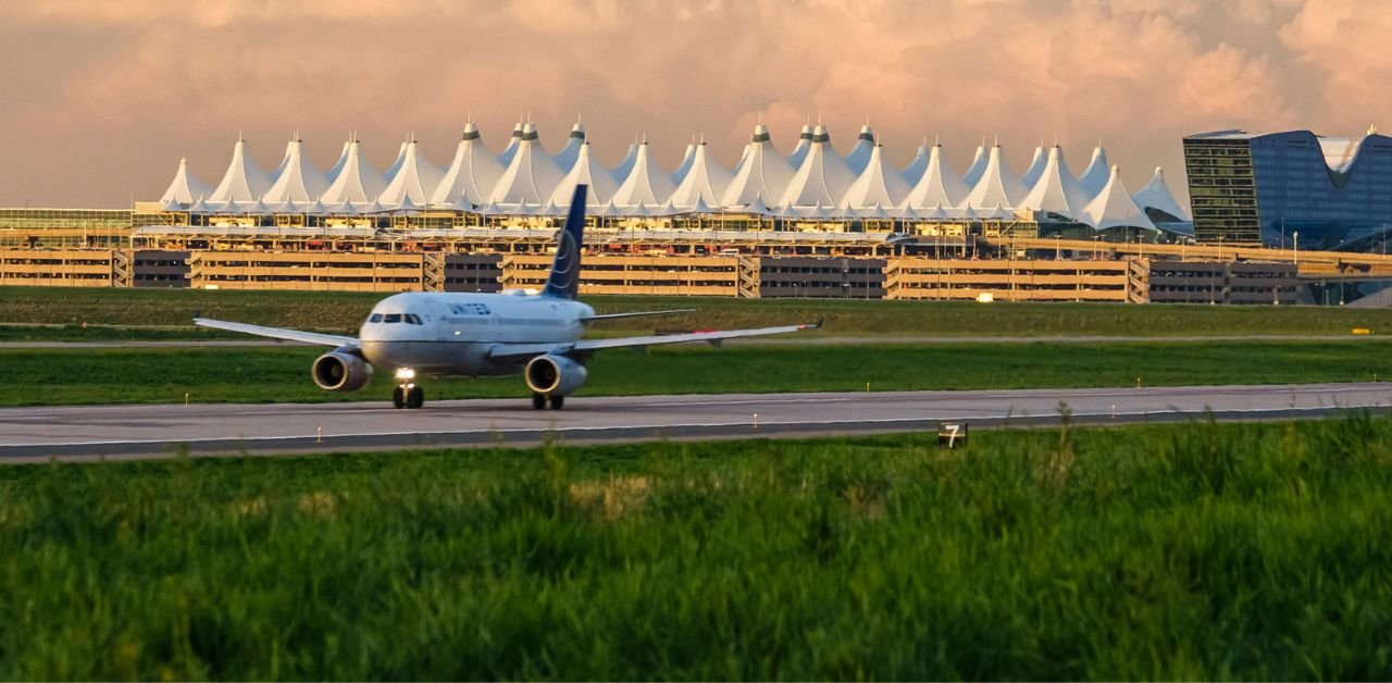 Hawaiian Airlines Denver International Airport