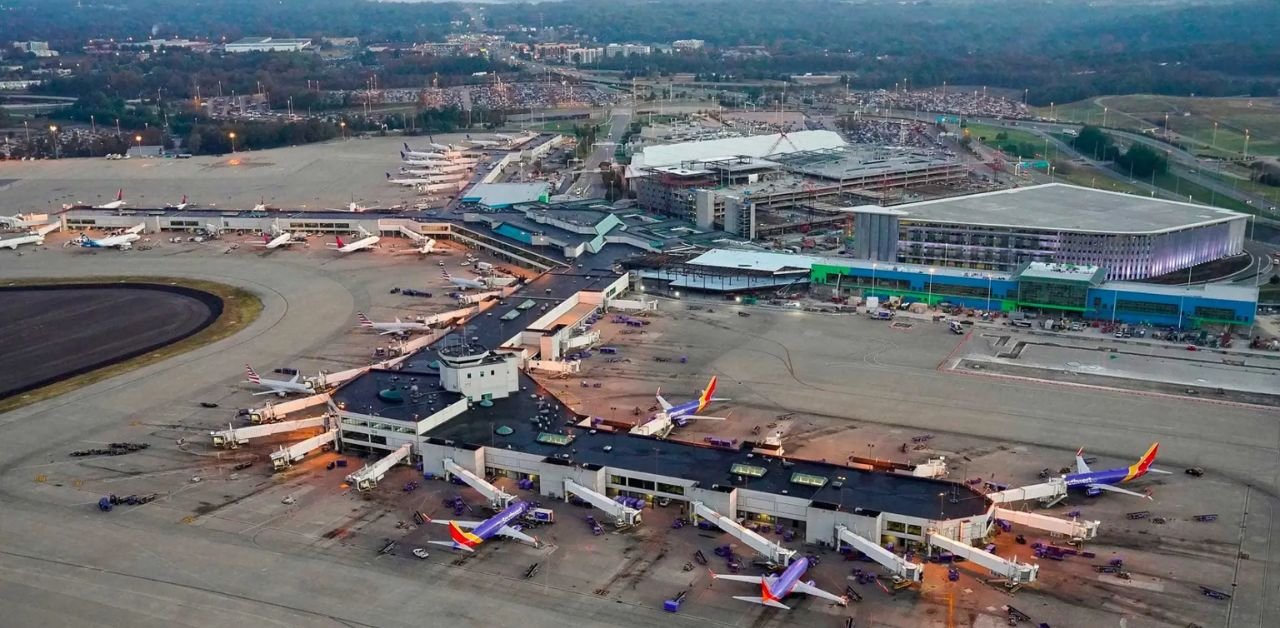 Hawaiian Airlines Nashville International Airport