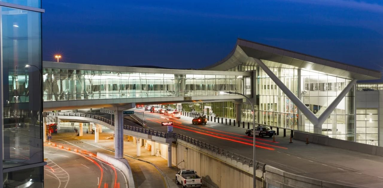 Japan Airlines William P. Hobby Airport